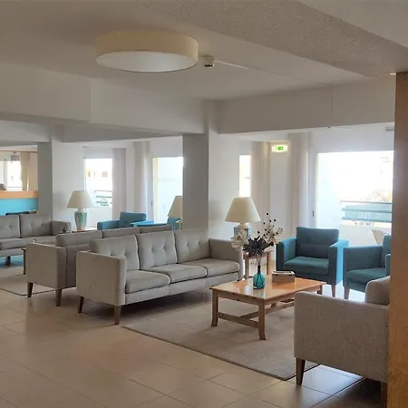 Ourabay - Art & Holidays