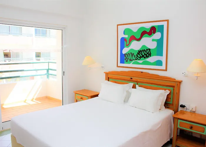 Ourabay - Art & Holidays Aparthotel Albufeira