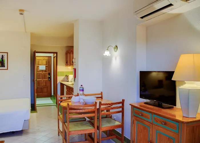 Ourabay - Art & Holidays Aparthotel