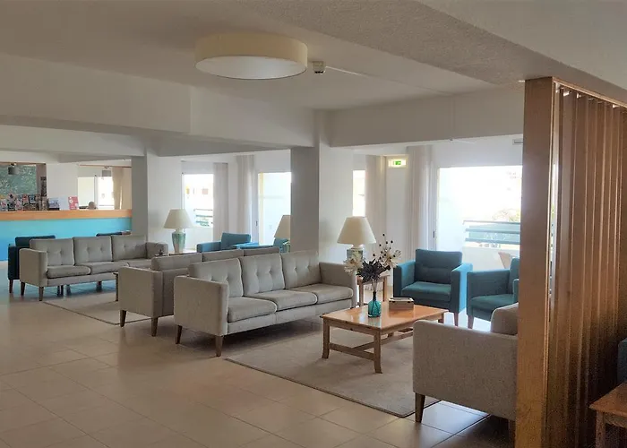 Ourabay - Art & Holidays