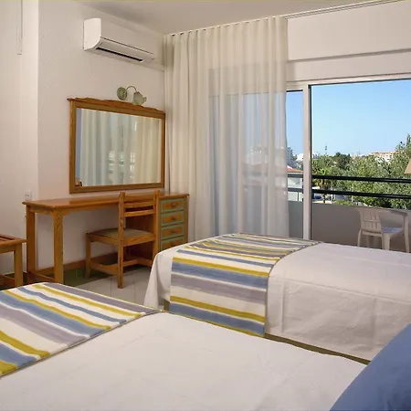 Ourabay - Art & Holidays 4*