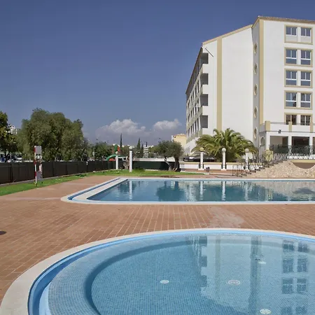 Ξενοδοχείο με διαμερίσματα Ourabay - Art & Holidays 4*