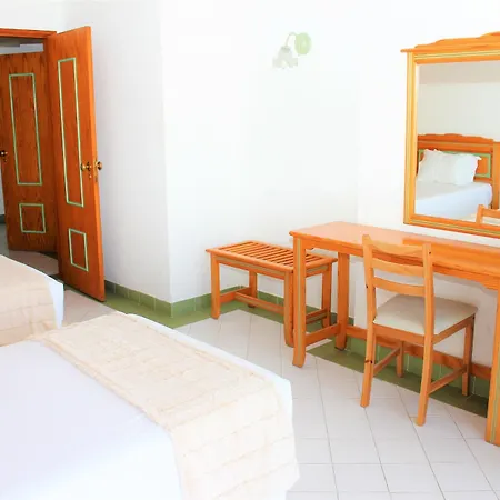 Ourabay - Art & Holidays Aparthotel