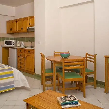 Ourabay - Art & Holidays Aparthotel Albufeira