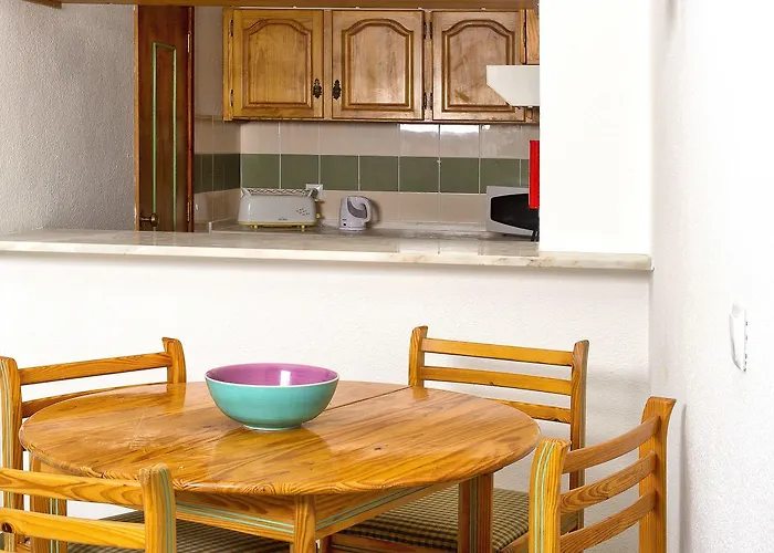 Ourabay - Art & Holidays Albufeira